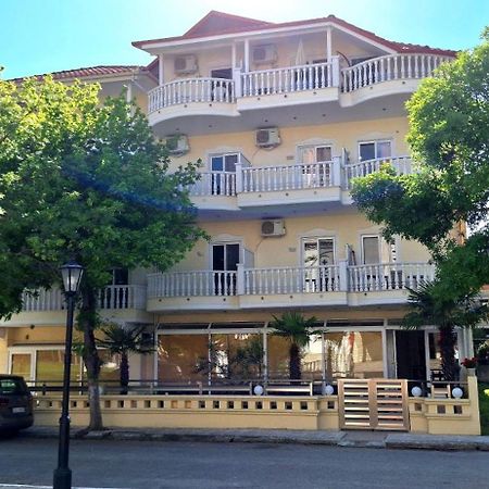 Victoria 2 Apart otel Olympiakí Aktí Dış mekan fotoğraf